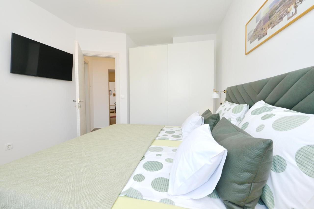 Apartman Junona - Poluotok Na Dlanu Zára Kültér fotó